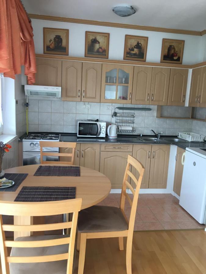 Mavrikiy Apartment Heviz Bagian luar foto